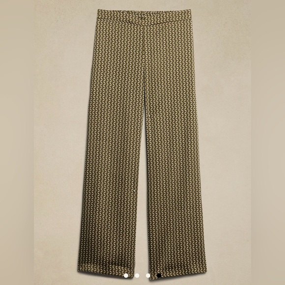 Banana Republic Silky Trouser Size Medium - Picture 4 of 4